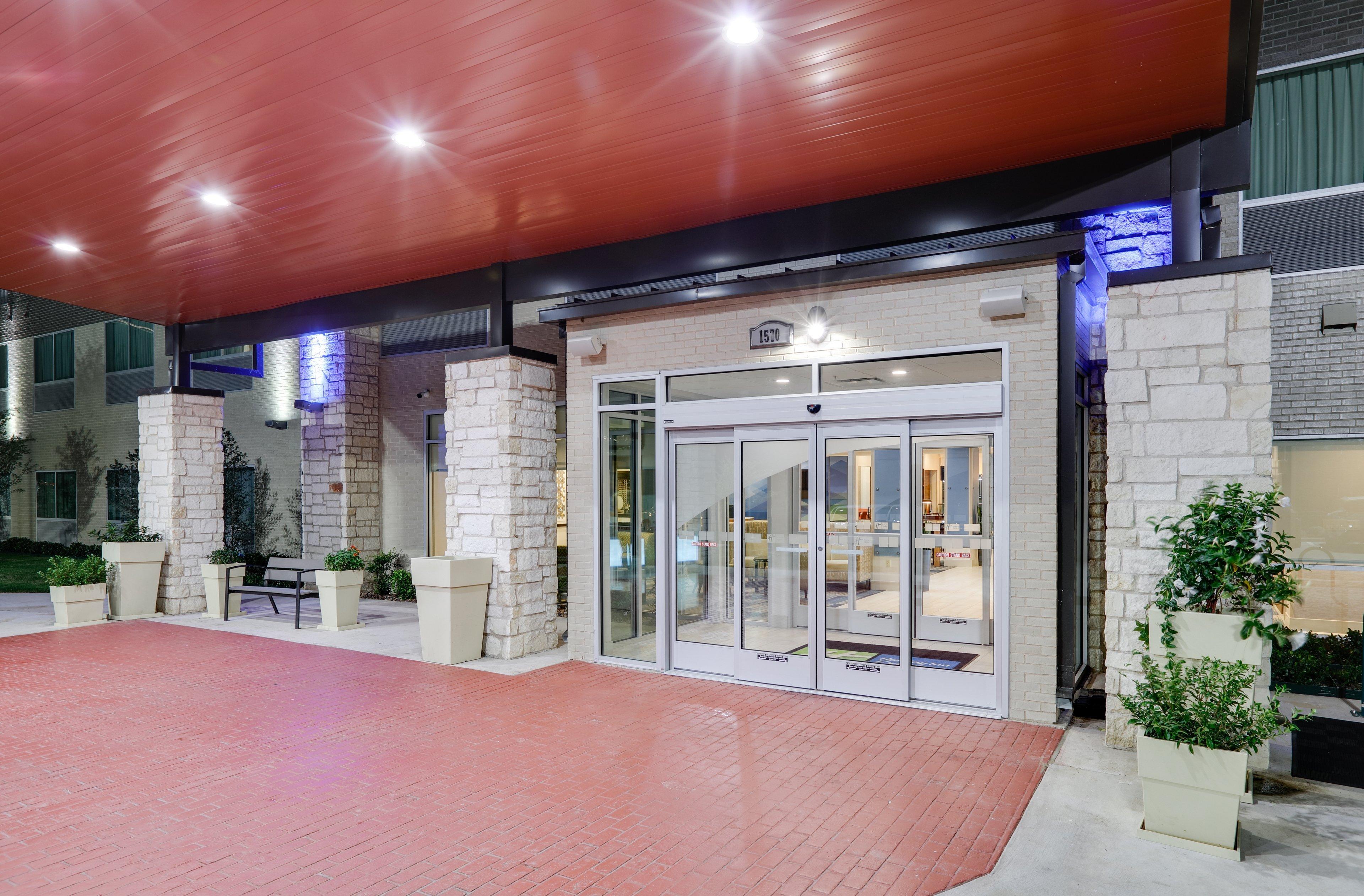 Holiday Inn Express & Suites Dallas Nw - Farmers Branch, An Ihg Hotel Exteriör bild