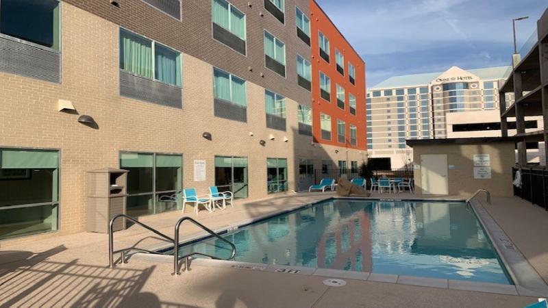 Holiday Inn Express & Suites Dallas Nw - Farmers Branch, An Ihg Hotel Exteriör bild